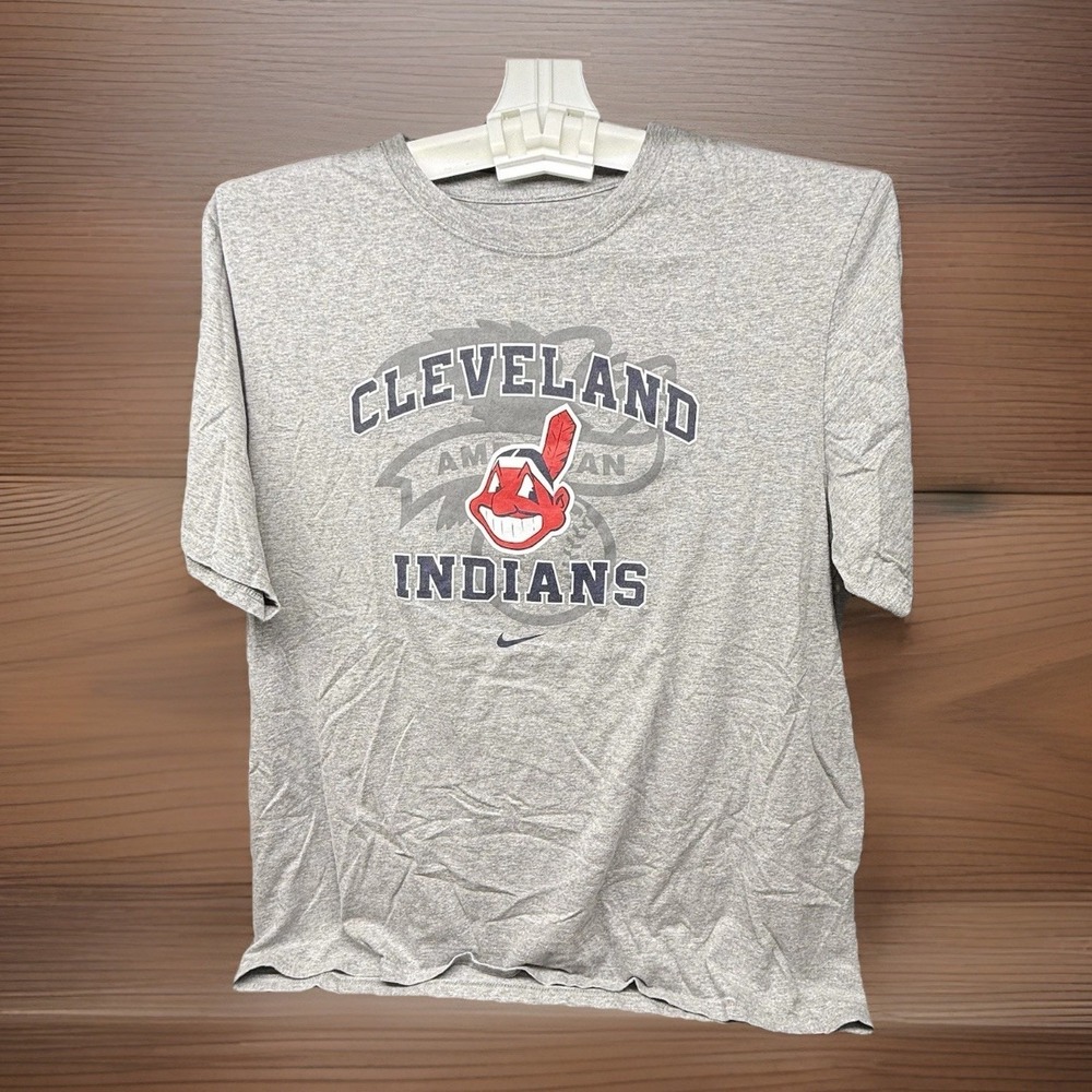NIKE Cleveland Indians MLB Baseball American League Gray T-Shirt 2XL Chief Wahoo